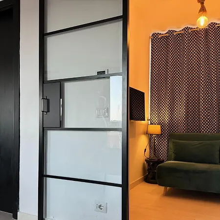 La Vue De Pauline Roma