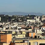 La Vue De Pauline *