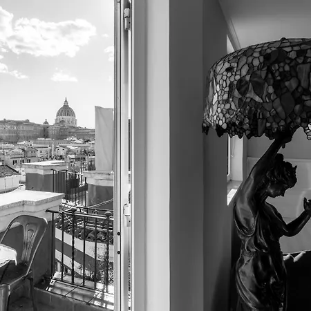La Vue De Pauline *